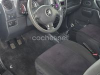 Usado Suzuki Jimny 86 CV (63 kW) 2007 Negro SUV