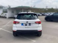 Usado Seat Arona Style Plus 110 CV (80 kW) 2021 Blanco SUV
