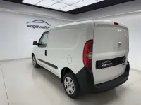Usado Fiat Doblò 90 CV (66 kW) 2022 Blanco Monovolumen
