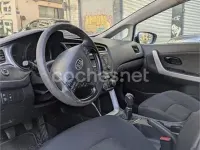 Usado Kia Ceed Sportswagon 110 CV (80 kW) 2017 Blanco Familiar