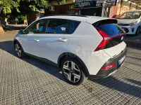 Usado Hyundai Bayon 100 CV (73 kW) 2021 Gris / plata SUV