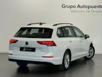 Usado VW Golf VIII 115 CV (84 kW) 2022 Blanco Familiar