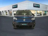 Usado Fiat Doblò 100 kW (136 CV) 2023 Azul Monovolumen