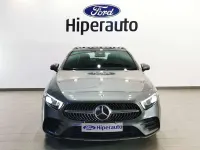 Usado Mercedes A180 116 CV (85 kW) 2019 Gris Utilitario