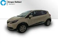 Usado Renault Captur Intens 90 CV (66 kW) 2014 Blanco SUV