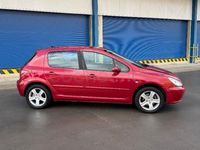 Usado Peugeot 307 110 CV (80 kW) 2004 Granate Berlina