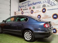 Usado VW Passat Sportline 140 CV (102 kW) 2007 Azul Berlina
