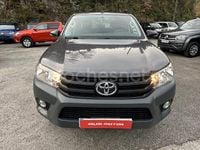 Usado Toyota HiLux 150 CV (110 kW) 2019 Gris / plata Recogida