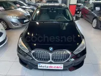 Usado BMW 118 140 CV (102 kW) 2020 Negro Utilitario