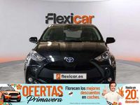 Usado Toyota Yaris Hybrid Style 116 CV (85 kW) 2022 Negro Berlina