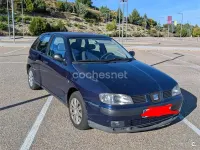 Usado Seat Ibiza Sport 90 CV (66 kW) 2000 Azul Utilitario