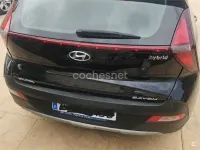 Usado Hyundai Bayon 100 CV (73 kW) 2022 Negro SUV