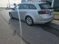 Usado Opel Insignia 136 CV (100 kW) 2017 Gris / plata Familiar