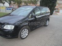 Usado VW Touran Advance 140 CV (102 kW) 2005 Negro Monovolumen