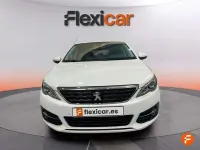 Usado Peugeot 308 Access 101 CV (74 kW) 2019 Blanco Berlina