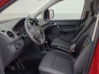 Usado VW Caddy Trendline 105 CV (77 kW) 2014 Rojo Monovolumen