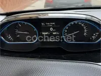 Usado Peugeot 2008 Allure 120 CV (88 kW) 2018 Negro SUV