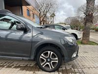 Usado Dacia Sandero 95 CV (69 kW) 2020 Azul Berlina