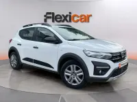 Usado Dacia Sandero Essentiel 91 CV (66 kW) 2021 Blanco Berlina