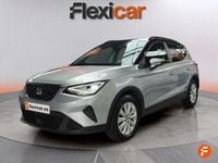 Usado Seat Arona Style 110 CV (80 kW) 2023 Gris SUV