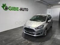 Usado Ford Fiesta Titanium 100 CV (73 kW) 2016 Gris / plata Utilitario