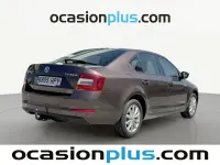 Usado Skoda Octavia Ambition 105 CV (77 kW) 2013 Marrón Berlina