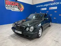 Usado Mercedes E320 Avantgarde 197 CV (144 kW) 2000 Verde Berlina