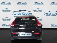 Usado Volvo V40 Momentum 120 CV (88 kW) 2017 Negro Utilitario