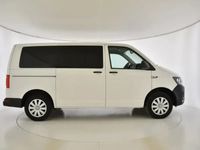 usado VW Caravelle BATALLA CORTA 2.0 TDI EU6 SCR BMT de segunda mano desde 28990€ ✅