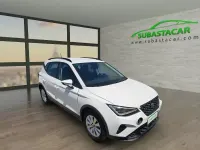 Usado Seat Arona Style Plus 110 CV (80 kW) 2022 Blanco SUV