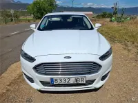 Usado Ford Mondeo Trend 150 CV (110 kW) 2014 Blanco Familiar