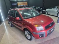 Usado Ford Fusion Ambiente 68 CV (50 kW) 2008 Granate Utilitario