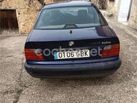 Usado BMW 318 90 CV (66 kW) 1996 Azul Berlina