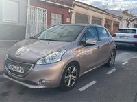 Usado Peugeot 208 Allure 92 CV (67 kW) 2013 Beige Utilitario