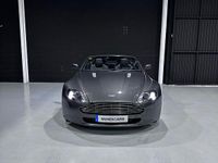 Usado Aston Martin V8 Vantage 420 CV (308 kW) 2009 Gris claro Descapotable