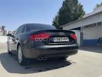 Usado Audi A4 136 CV (100 kW) 2011 Negro Berlina