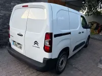 Usado Citroën Berlingo 102 CV (75 kW) 2022 Blanco Monovolumen