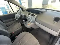 Usado Renault Scénic II Expression 105 CV (77 kW) 2007 Gris / plata Monovolumen