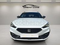 Usado Seat Leon FR 150 CV (110 kW) 2021 Blanco Familiar