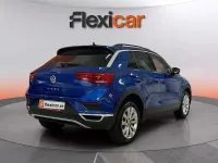 Begagnad VW T-Roc Advance 150 HK (110 kW) 2020 Blå SUV