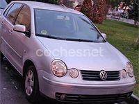 Usado VW Polo Trendline 75 CV (55 kW) 2003 Gris / plata Berlina