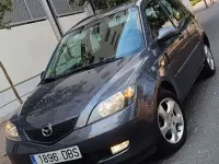 Usado Mazda 2 Sportive 100 CV (73 kW) 2004 Gris / plata Utilitario