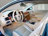 Usado Jaguar XK Portfolio 385 CV (283 kW) 2009 Negro metalizado Coupe