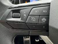 Usado Seat Leon Style 116 CV (85 kW) 2022 Blanco Berlina