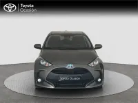 Usado Toyota Yaris Hybrid Active 116 CV (85 kW) 2022 Otro Monovolumen
