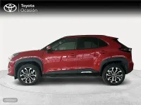Usado Toyota Yaris Cross Active 130 CV (95 kW) 2025 Rojo SUV