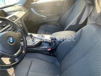 Usado BMW 318 150 CV (110 kW) 2018 Negro Familiar