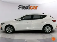 Usado Seat Leon Reference 116 CV (85 kW) 2021 Blanco Utilitario