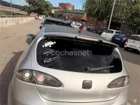 Usado Seat Leon Sport 105 CV (77 kW) 2008 Gris / plata Utilitario