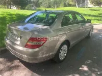 Usado Mercedes C220 Elegance 150 CV (110 kW) 2007 Gris / plata Berlina